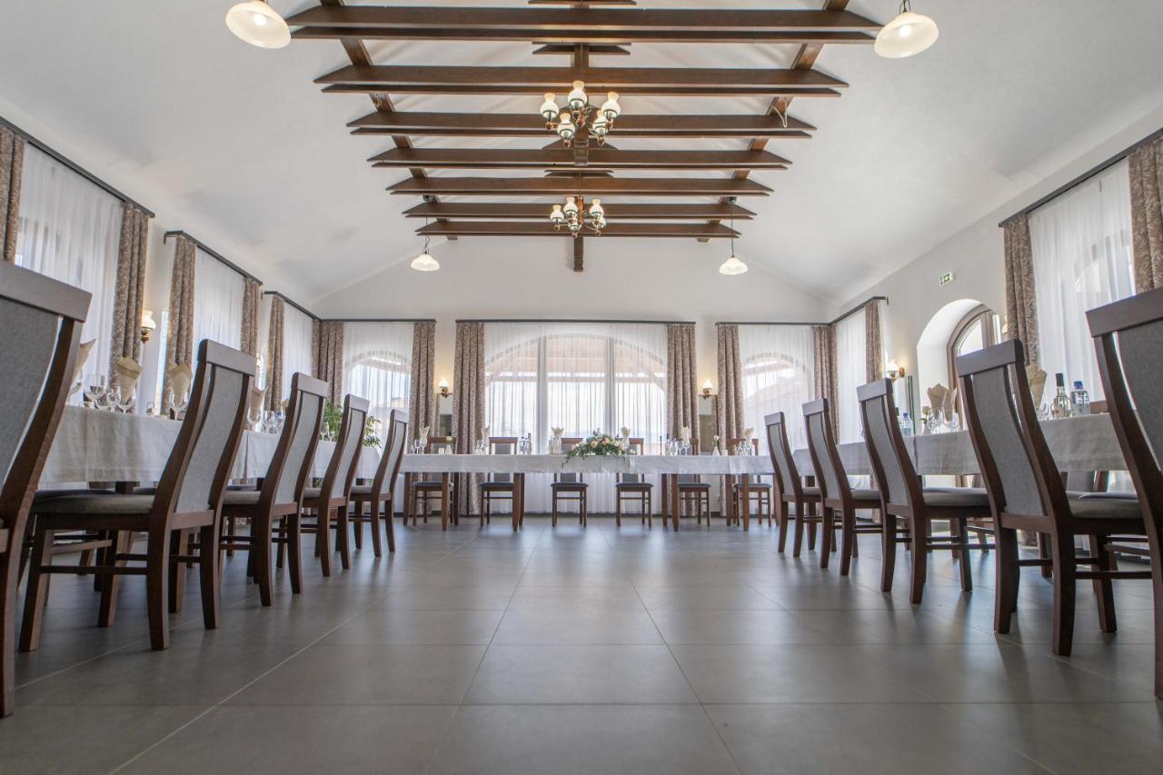 Veranda Panzio Remetea  Bagian luar foto